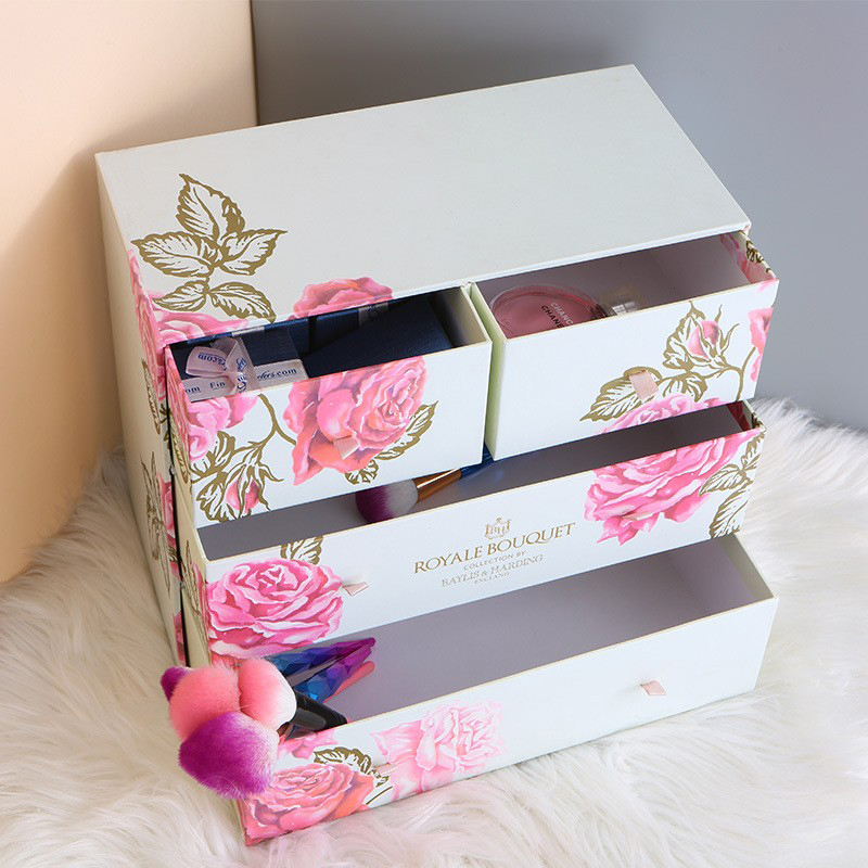 Pull box