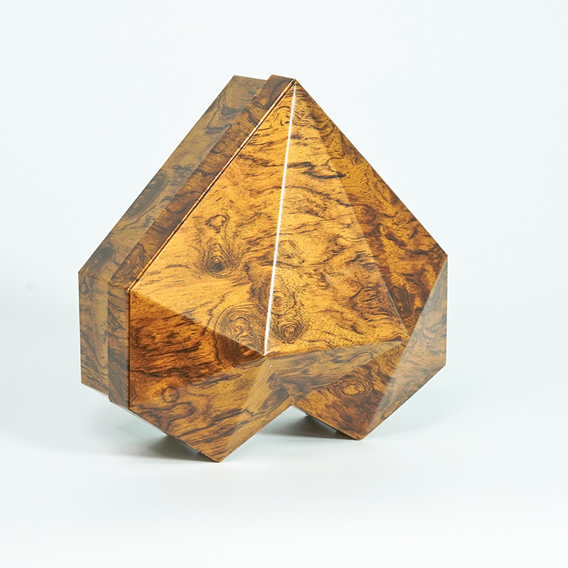Exquisite handmade box